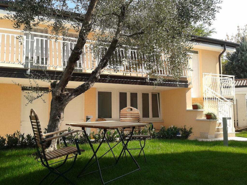 Appartamento Villa Elison ลาซีเซ ภายนอก รูปภาพ